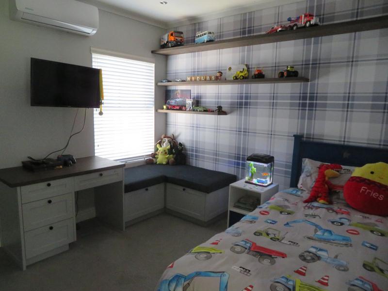 4 Bedroom Property for Sale in Zevendal Western Cape